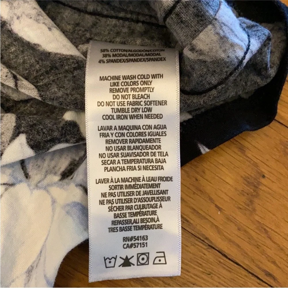 Calvin Klein performance floral cropped hoodie - Picture 3 of 3